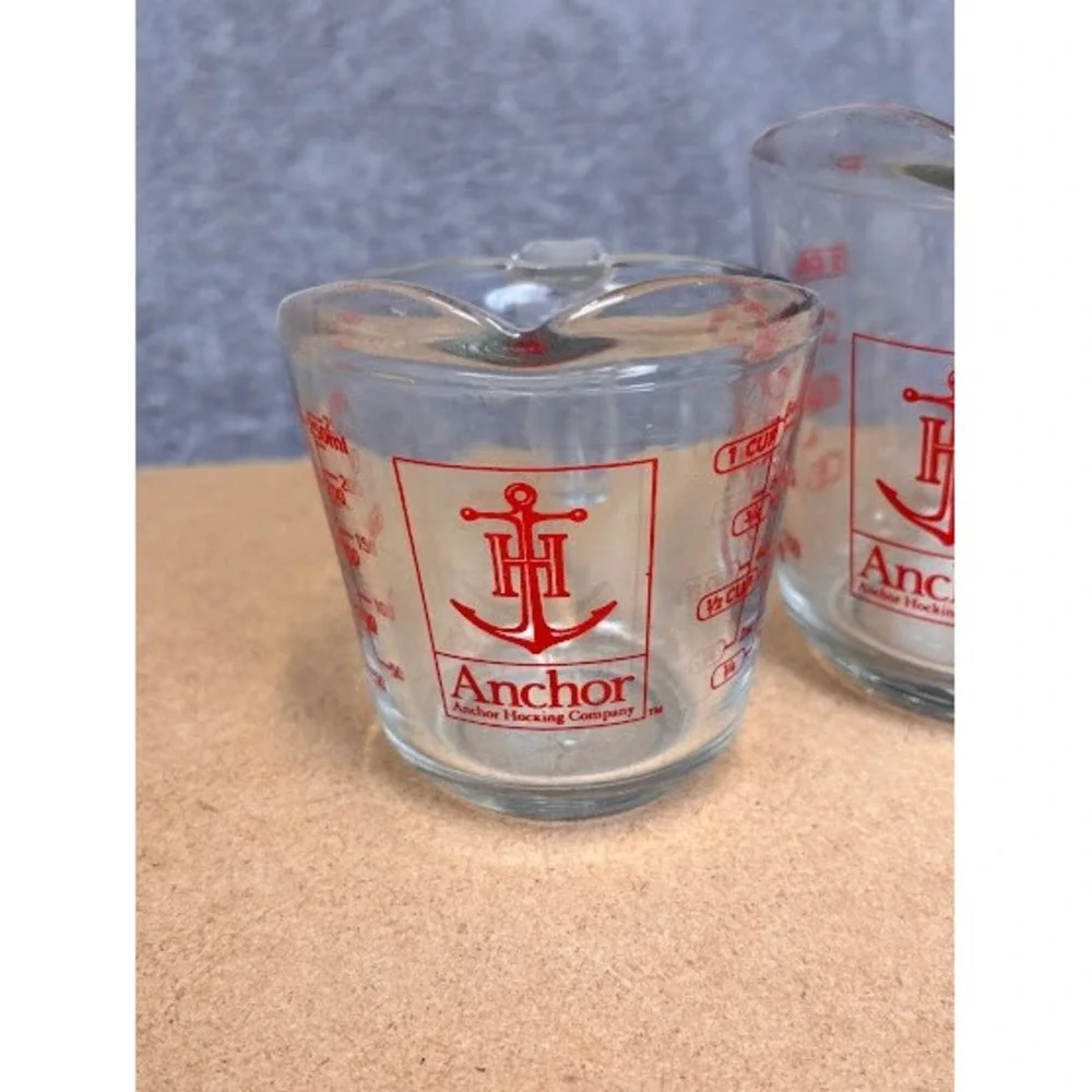 Anchor Hocking Glass Measuring Cup Set 1 Cup and 2 Cup Red Graphics Made in USA‎